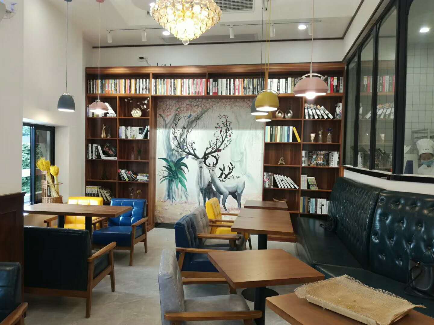 门店二楼休闲区